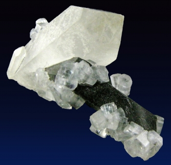 Quartz, Wolframite, Apatite from Panasquiera, Portugal [db_pics/pics/apatite7b.jpg]