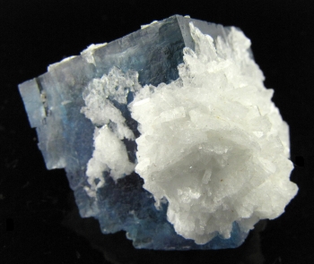 Fluorite with Barite from Mahoning Mine #1, Cave-In-Rock, Illinois [db_pics/pics/fluorite9b.jpg]