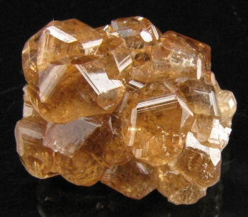 Garnet var. Hessonite from Jeffrey Mine, Asbestos, Quebec, Canada [db_pics/pics/hessonite7d.jpg]