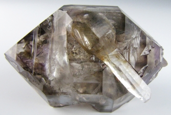Quartz, Var. Smoky-Amethyst enhydro from Ambatondrazaka, Toamasina Province, Madagascar [db_pics/pics/quartz18c.jpg]