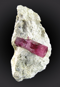 Red Beryl on rhyolite from Violet Claims, Wah Wah mountains, Utah [db_pics/pics/redberyl1a.jpg]