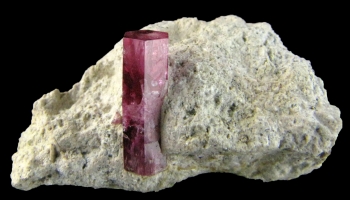 Red Beryl on rhyolite from Violet Claims, Wah Wah mountains, Utah [db_pics/pics/redberyl1d.jpg]