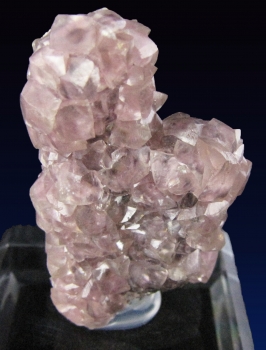 Smithsonite from Tsumeb mine, Tsumeb, Namibia [db_pics/pics/smithsonite1c.jpg]