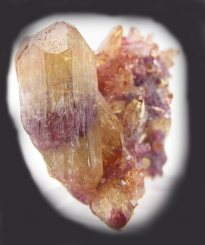 Vesuvianite from Jeffrey Mine, Asbestos, Quebec, Canada [db_pics/pics/vesuvianite2d.jpg]