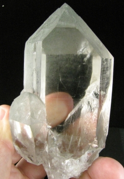 Quartz with Chlorite inclusions from St. Gotthard, Kanton Uri, Switzerland [db_pics/pics/quartz23b.jpg]